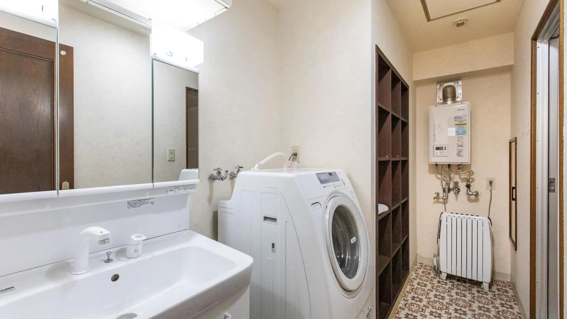 Mitte Misono Apartments Sapporo